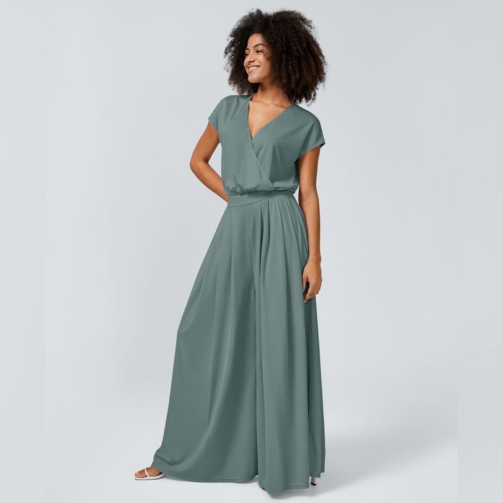 NWT HALARA- V NECK SHORT SLEEVE SIDE POCKET-WIDE LEG FLOWY JUMPSUIT size L - Picture 3 of 12